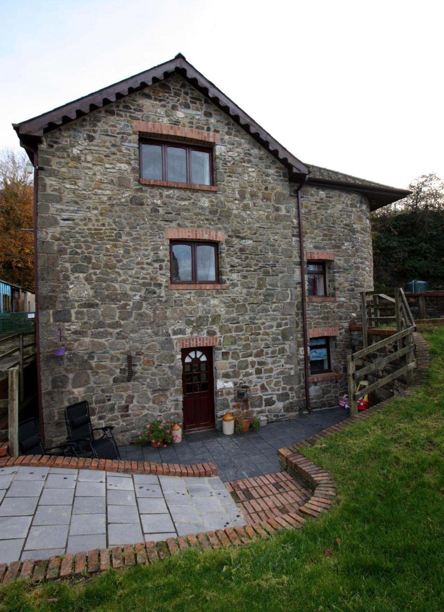 David'S Organic Farm Wales Villa Llanfallteg Exterior photo