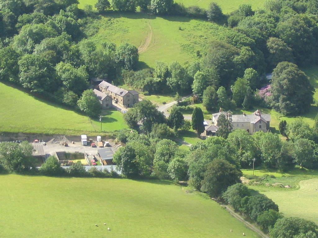 David'S Organic Farm Wales Villa Llanfallteg Exterior photo